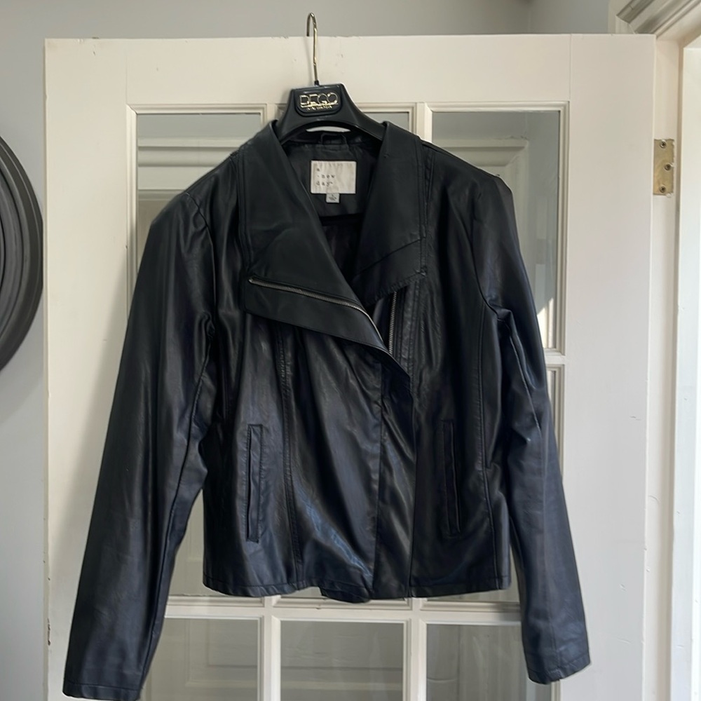 Bundle 2 Listings for $15😀 Faux Leather Jacket